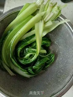 Make Bean petals and veal step 0