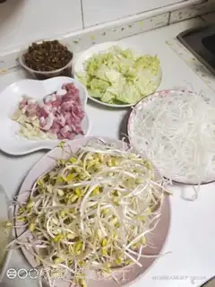 Make Bean sprouts of rice step 0