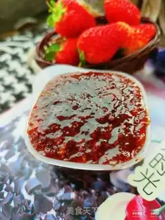 Make Homemade strawberry sauce step 9