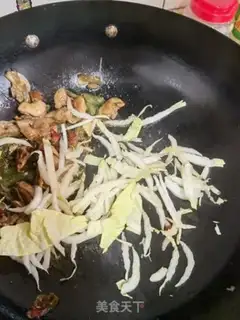 Make Fat intestines and cabbage step 2