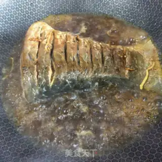 Make Sugar vinegar and fish tails step 5