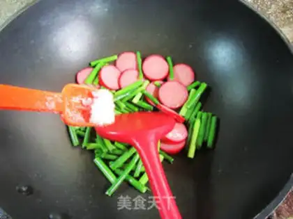 Make Red sausages and garlic step 4