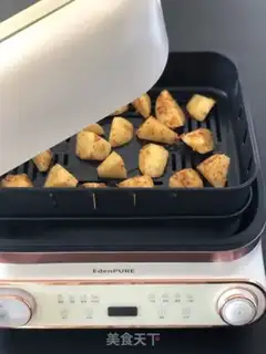 Make Cream-cracker step 4