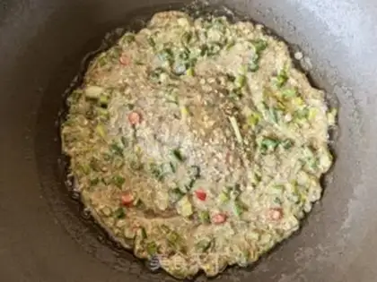 Make oatmeal onions, black egg pancakes step 8