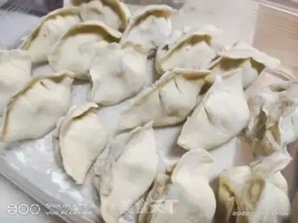 Make Carrot peas, meat dumplings step 7