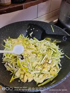 Make Yellow eggs step 4