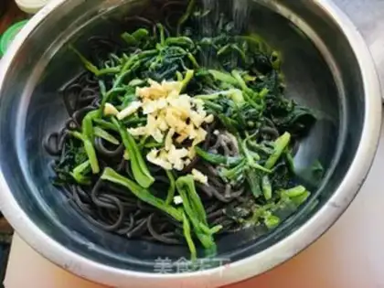 Make Frozen root powder step 1