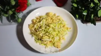 Make Yellow eggs step 5
