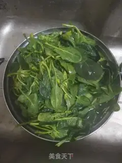 Make Garlic spinach step 0