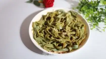 Make Spicy spinach noodles step 9