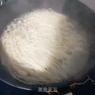 Make Onion oil step 1