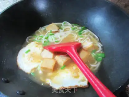 Make Fish tofu egg noodles step 5