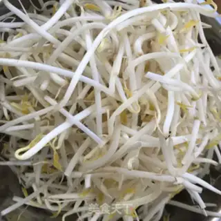 Make Jealousy bean sprouts step 1