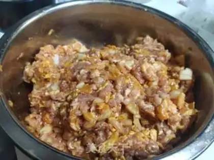Make Pickle meat dumplings step 2
