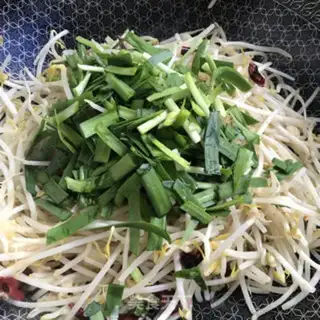 Make Jealousy bean sprouts step 6