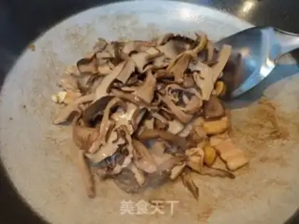Make Smokey beans and flowers step 4