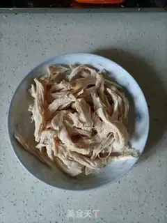 Make Spicy chicken silk step 2