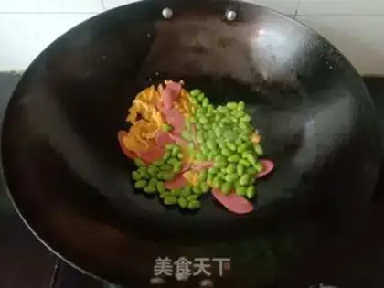 Make Jelly eggs and ham step 3