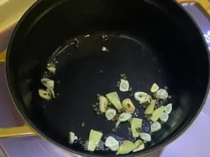 Make Little seafood step 2