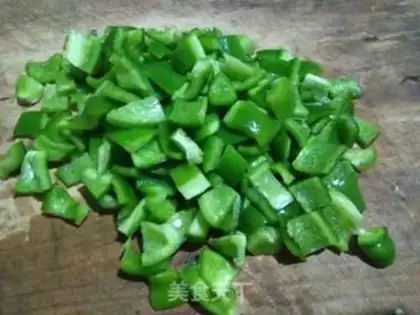 Make Pepper fried eggs step 1