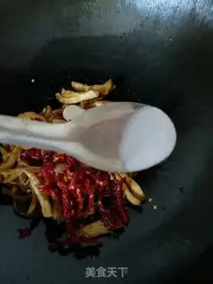 Make Spicy chicken silk step 13
