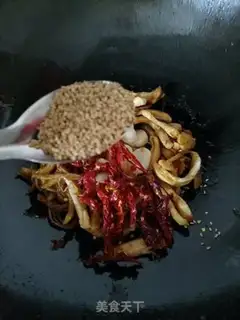 Make Spicy chicken silk step 14