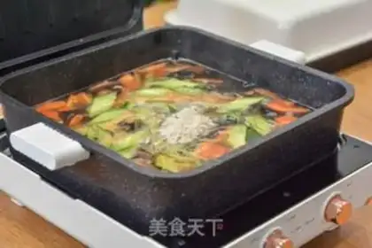 Make Spicy soup step 4