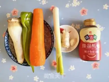 Make Carrot fried abalone mushroom step 0
