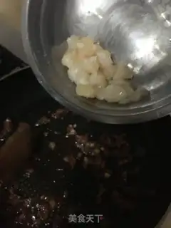 Make Three pieces of rice powder step 6