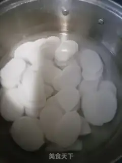 Make Fried pastry step 0