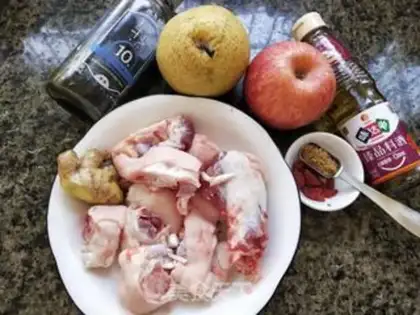 Make Apple Sydney Pork Hoof step 0