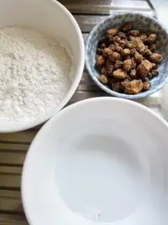Make Homemade black sugar pearls step 1