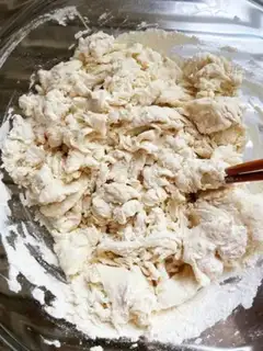 Make Pants with noodles step 1