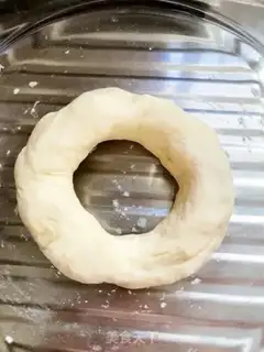 Make Pants with noodles step 4