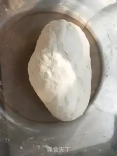 Make Hand grab cake step 2
