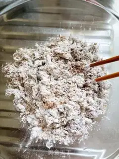 Make Homemade black sugar pearls step 6