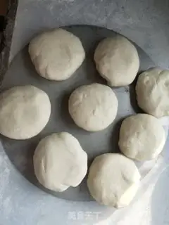 Make Hand grab cake step 3