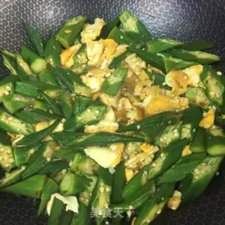 Make Eggs and aces step 6