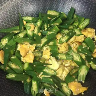 Make Eggs and aces step 7