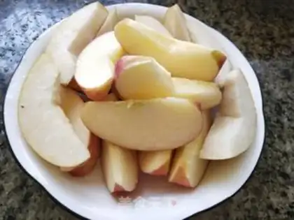 Make Apple Sydney Pork Hoof step 7