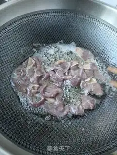 Make Spinach fried liver step 10