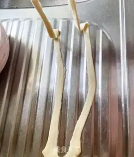 Make Pants with noodles step 11