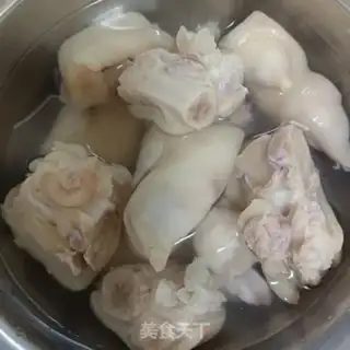 Make Peanuts burn pigs