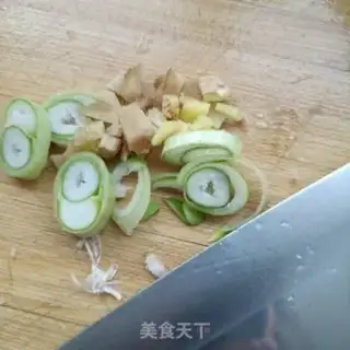 Make Sea cucumber bouquet soup step 6