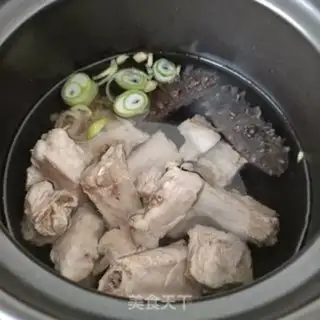 Make Sea cucumber bouquet soup step 7