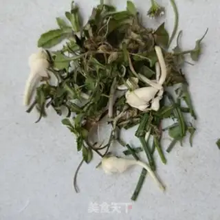 Make Sea cucumber bouquet soup step 12
