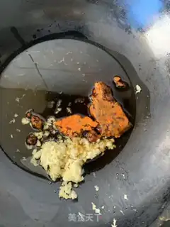 Make Homemade spicy pot step 3