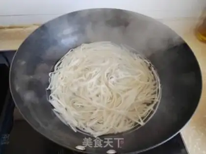 Make Noodles for lettuce step 2