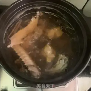 Make Tea mushrooms and duck soup step 3