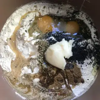 Make Five Spaghetti Beans step 1